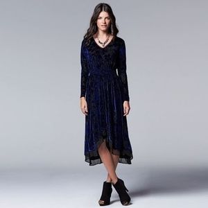 Simply Vera XL velvet and mesh dress